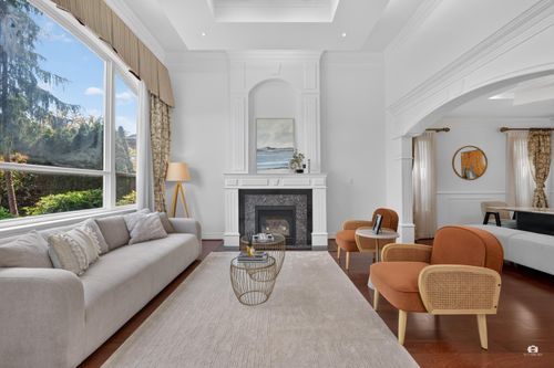 6286 Dunsmuir Cres, Richmond, BC, V7C5R6 | Card Image