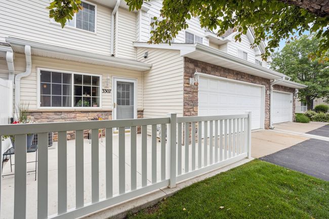 3307 Coleshire Path, Townhouse with 3 bedrooms, 3 bathrooms and null parking in Rosemount MN | Image 27