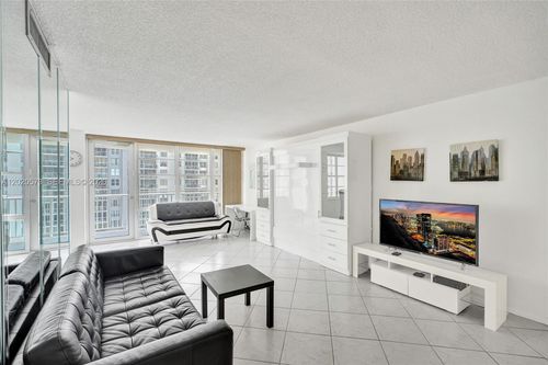 1611-231 174th St, Sunny Isles Beach, FL, 33160-3319 | Card Image