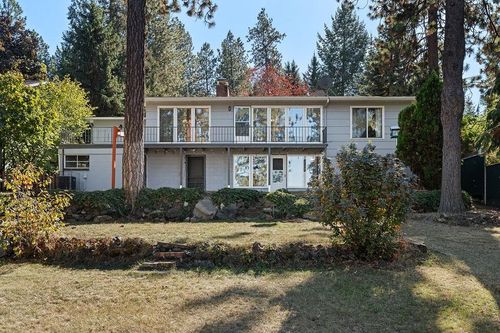 3831 E 17th Ave, Spokane, WA, 99223-5218 | Card Image