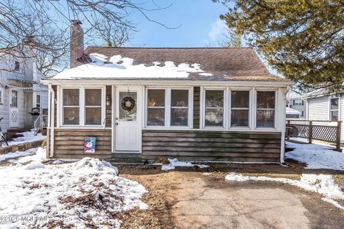 20 Pinehurst Rd, Brick, NJ, 08723-5451 | Card Image