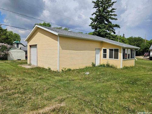 603 Buffer Ave, Vonda, SK, S0K0E4 | Card Image