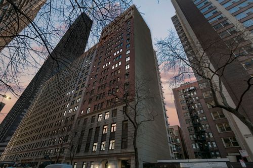 apt-5c-222 E Chestnut St, Chicago, IL, 60611-2354 | Card Image