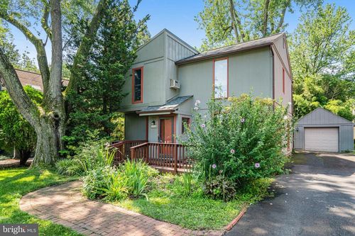 7125 Gordons Rd, FALLS CHURCH, VA, 22043-3058 | Card Image