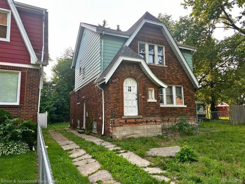 20203 Hull St, Highland Park, MI, 48203-1292 | Card Image