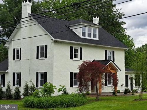 639 Old Airport Rd, DOUGLASSVILLE, PA, 19518-9529 | Card Image
