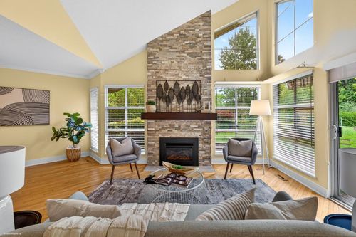 12021 Boundary Dr S, Surrey, BC, V3X2B5 | Card Image