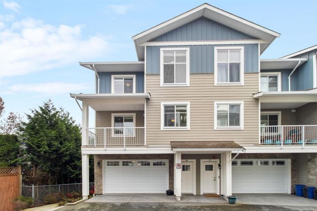 18 - 32921 14 Th Avenue, Townhouse with 3 bedrooms, 2 bathrooms and 2 parking in Mission BC | Image 1