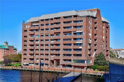 411-215 Brooke Avenue, Norfolk, VA, 23510 | Card Image