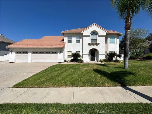 629 Golden West Dr, Redlands, CA, 92373 | Card Image