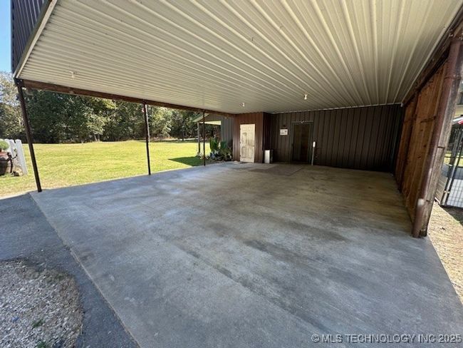 705 D St, House other with 3 bedrooms, 2 bathrooms and null parking in Calvin OK | Image 9