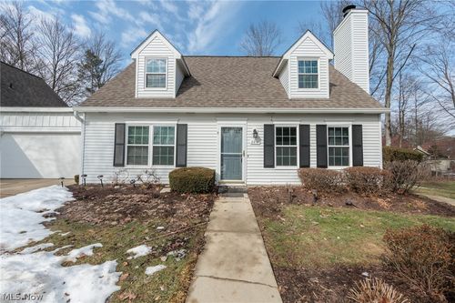 5-2217 Heather Ln, Twinsburg, OH, 44087-1663 | Card Image