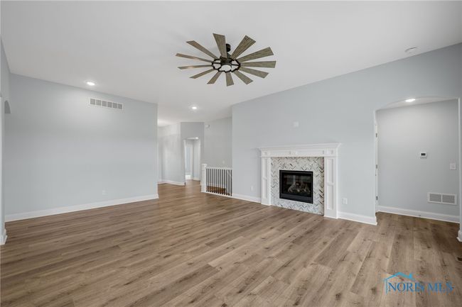11171 Whitetail Way, House other with 3 bedrooms, 2 bathrooms and 2 parking in Whitehouse OH | Image 7