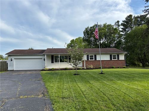 1188 Pfeifer Dr, Zanesville, OH, 43701-1352 | Card Image