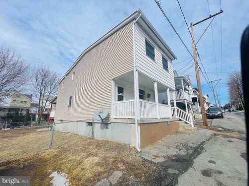 155 W Moser Ave, COALDALE, PA, 18218-1436 | Card Image