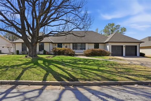 3704 S Braden Pl, Tulsa, OK, 74135-5510 | Card Image