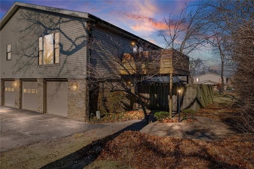 9 Shorewood Dr S, Danville, IL, 61832-1415 | Card Image