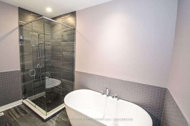 7 - 2 Sassafras Row, Condo with 2 bedrooms, 2 bathrooms and 2 parking in Ridgeway ON | Image 22