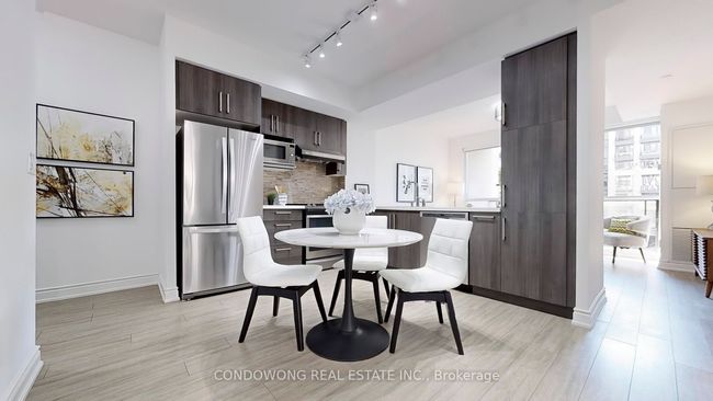 802 - 38 Cedarland Dr, Condo with 3 bedrooms, 2 bathrooms and 1 parking in Markham ON | Image 10