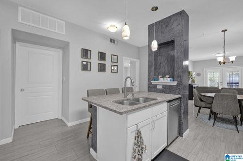 apt-243-2020 5th Ave S, BIRMINGHAM, AL, 35233-2145 | Card Image
