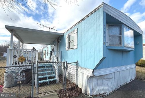 1976 N East Ave, VINELAND, NJ, 08360-2127 | Card Image