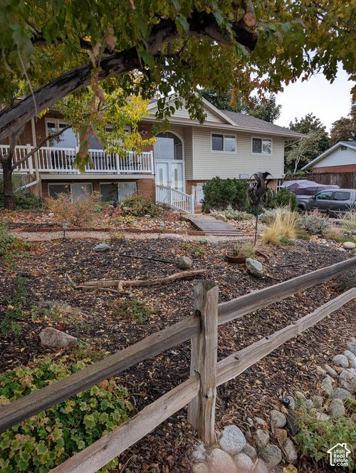 1084 Beverly Way, Bountiful, UT, 84010-2311 | Card Image