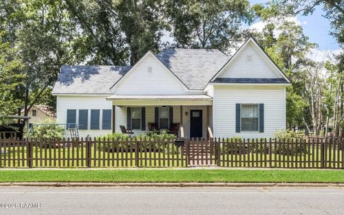 625 2nd St, Crowley, LA, 70526-5215 | Card Image