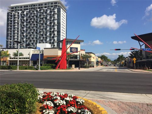 410-5300 Nw 85th Ave, Doral, FL, 33166-5313 | Card Image