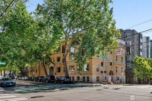 apt-26-7 Harrison St, Seattle, WA, 98109-4508 | Card Image