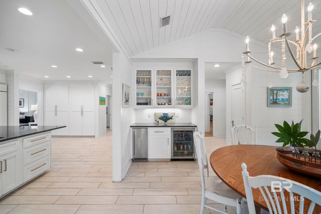 Kitchen | Image 8