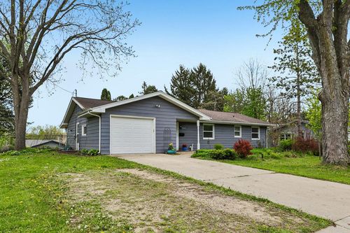 409 S Jefferson Street, Verona, WI, 53593 | Card Image