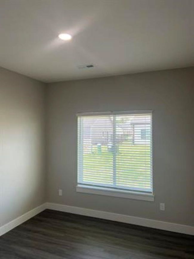5232 - 5230-5232 N Cypress St, Home with 0 bedrooms, 0 bathrooms and 12 parking in Bel Aire KS | Image 10