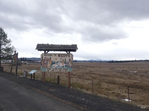 901 W Pierce Ave, Weippe, ID, 83553 | Card Image