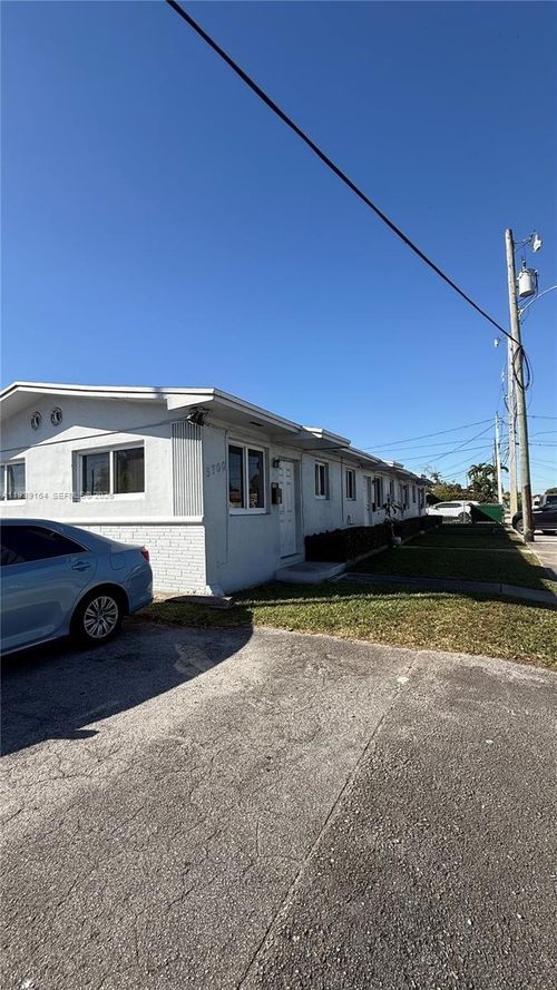 apt-1-5700 Sw 4th St, Miami, FL, 33144-3442 | Card Image