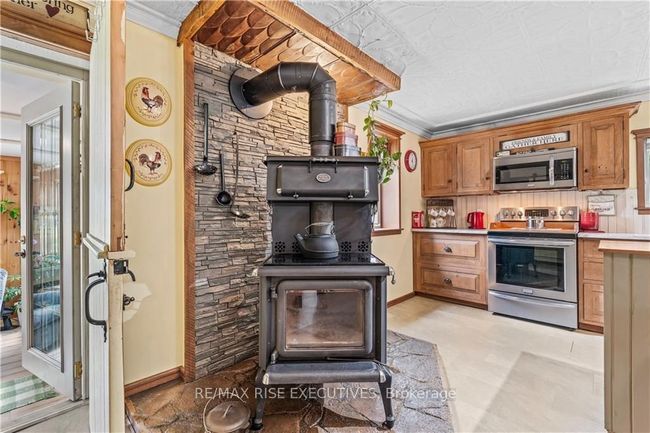 25 Devils Door Rd, House other with 3 bedrooms, 2 bathrooms and 12 parking in Front Yonge ON | Image 8