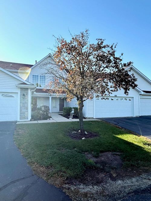 2152 Jefferson Ln, Delavan, WI, 53115-3994 | Card Image