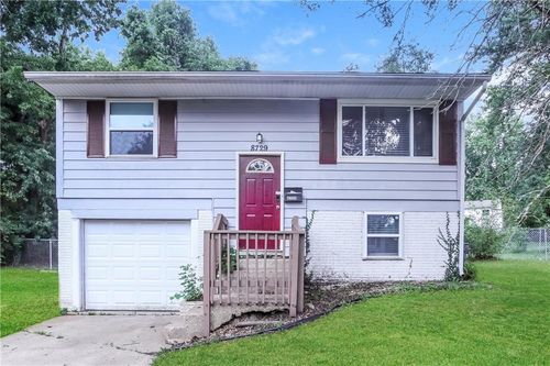 8729 E 96th Ter, Kansas City, MO, 64134-1833 | Card Image