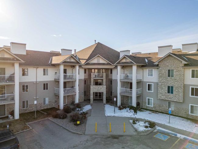2316 - 2600 66 Street Ne, Home with 2 bedrooms, 2 bathrooms and 1 parking in Calgary AB | Image 1