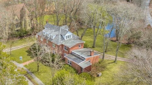 24 Radcliffe Rd, Waban, MA, 02468-2222 | Card Image