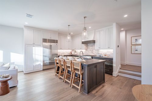 8-4529 Emerson Ave, Dallas, TX, 75205-1067 | Card Image