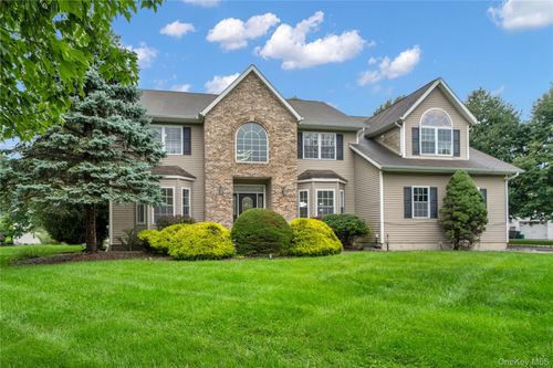 9 Gooler Ct, Stony Point, NY, 10980-1748 | Card Image