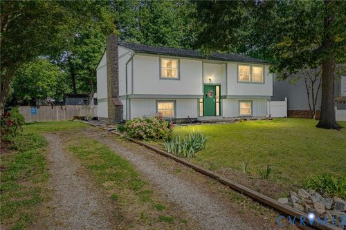 2120 Unicorn Ln, North Chesterfield, VA, 23235-3654 | Card Image