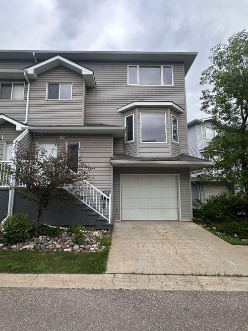 402-104 Loutit Rd, Fort Mcmurray, AB, T9K0A2 | Card Image