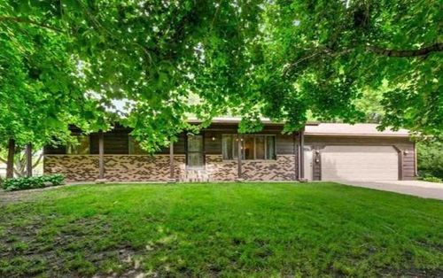 402 2nd Ave, Pemberton, MN, 56078-9732 | Card Image