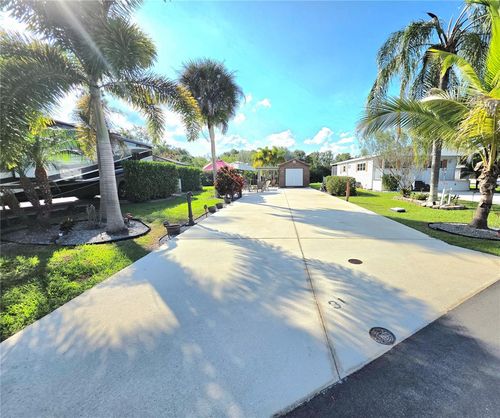 31 Appaloosa Trl W, LAKE WALES, FL, 33898 | Card Image