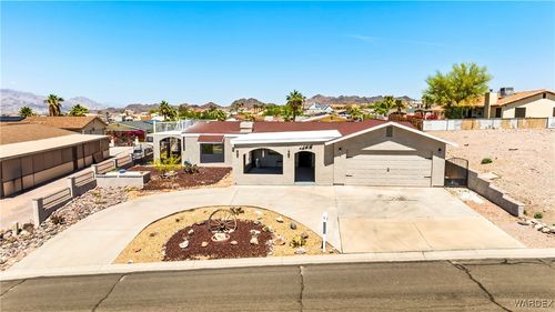 3397 Ridge Run Ave, Bullhead City, AZ, 86429-7323 | Card Image