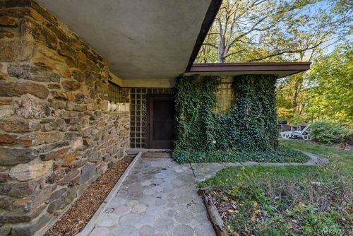 1305 Grants Ln, Ossining, NY, 10562 | Card Image