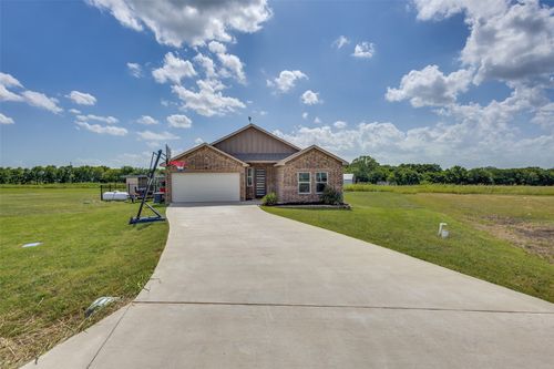 315 Delatorre St, Trenton, TX, 75490 | Card Image