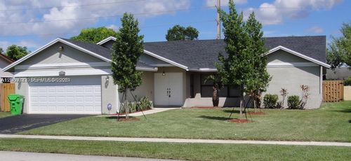 0-9815 Nw 43rd St, Sunrise, FL, 33351-7655 | Card Image