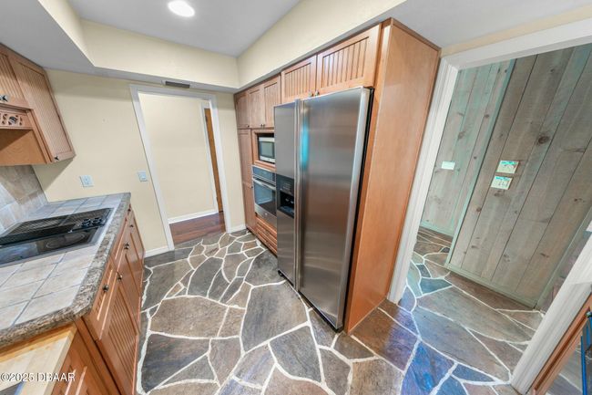 116 Beach St, House other with 3 bedrooms, 2 bathrooms and null parking in Ponce Inlet FL | Image 13